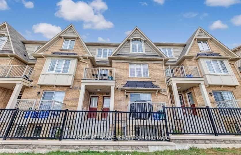 178 Kingston Road, Ajax