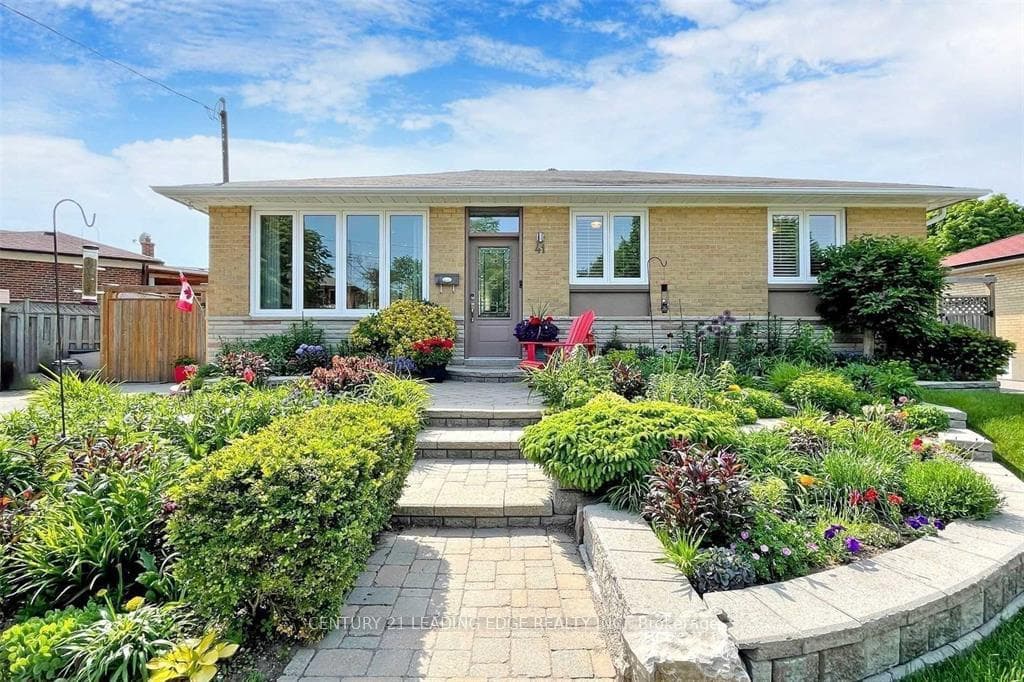 41 Roseglor Crescent Unit Bsmt, Scarborough (West Hill / Highland Creek)