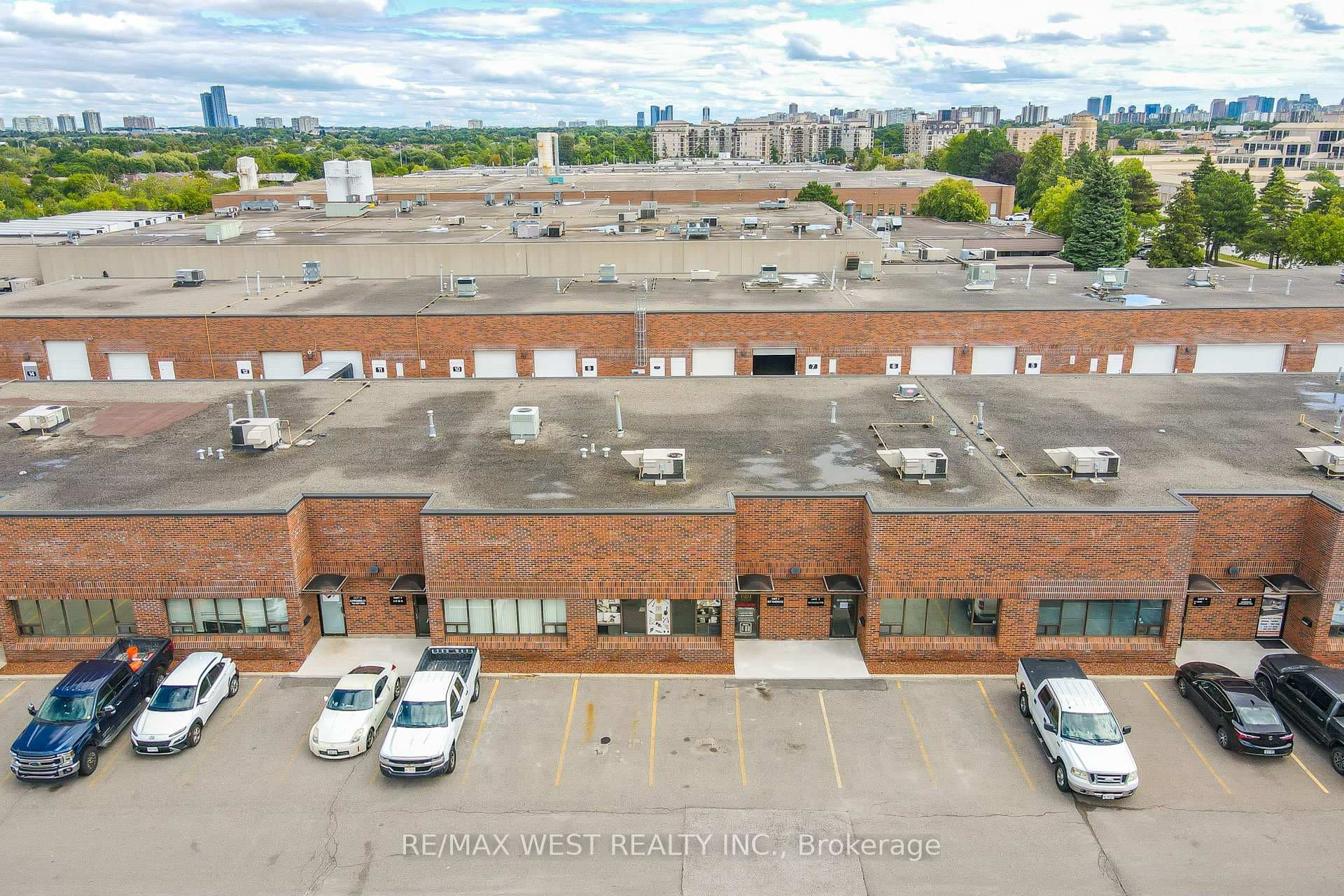 116 Viceroy Road Unit 8, Vaughan, ON L4K 2M1 - Photo 1