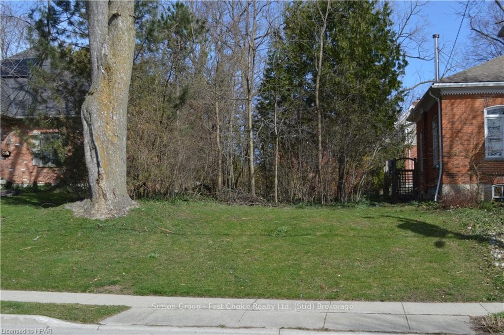120 WILLIAM Street, Stratford, ON N5A 4Y1 - Photo 1