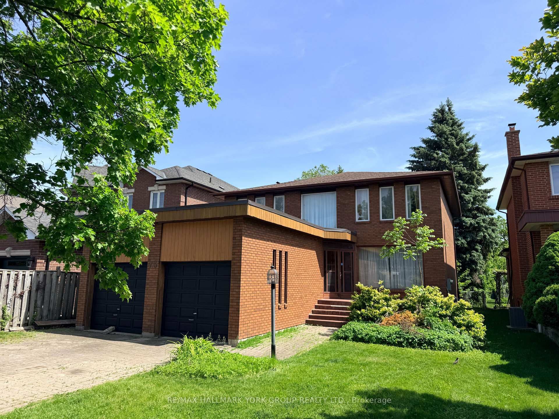 75 Spruce Avenue, Richmond Hill, ON L4C 6V9 - Photo 1