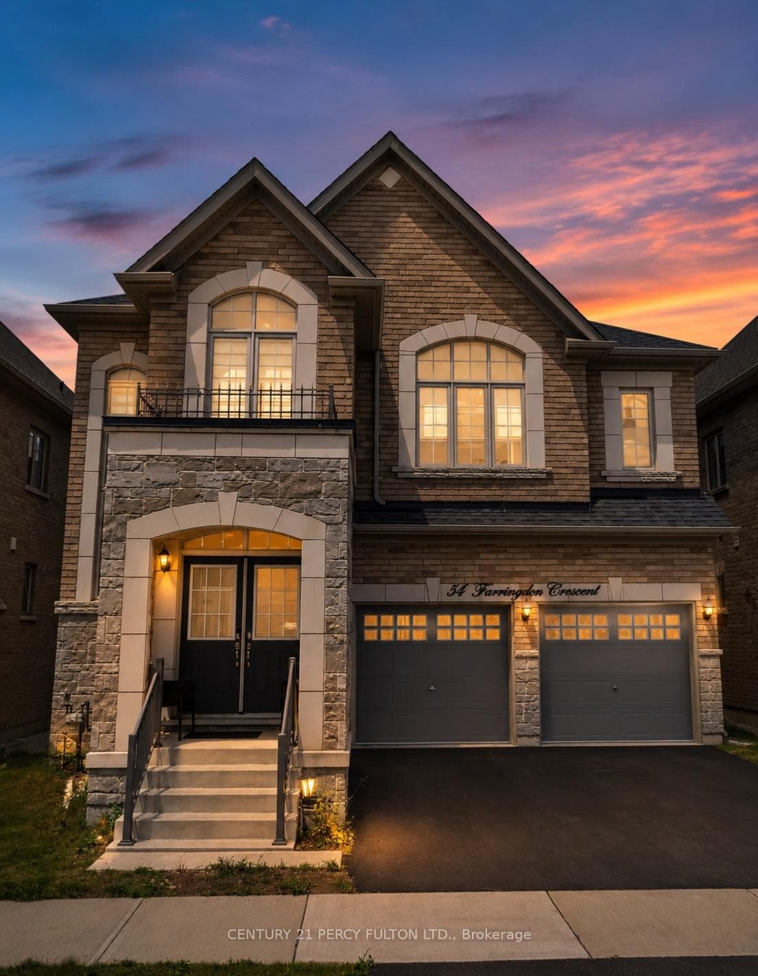 54 Farringdon Crescent, Brampton, ON L7A 4Z6 - Photo 1