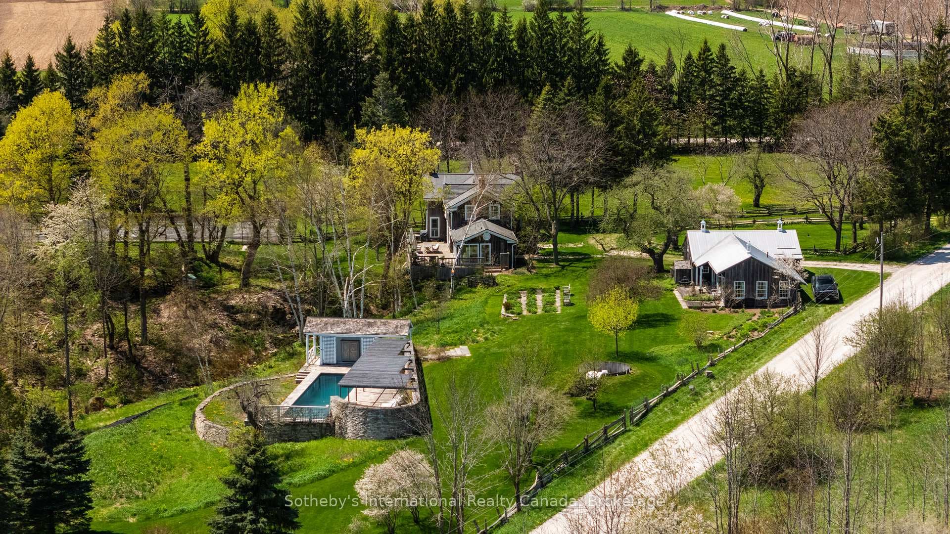 47014 Old Mail Road, Grey Highlands