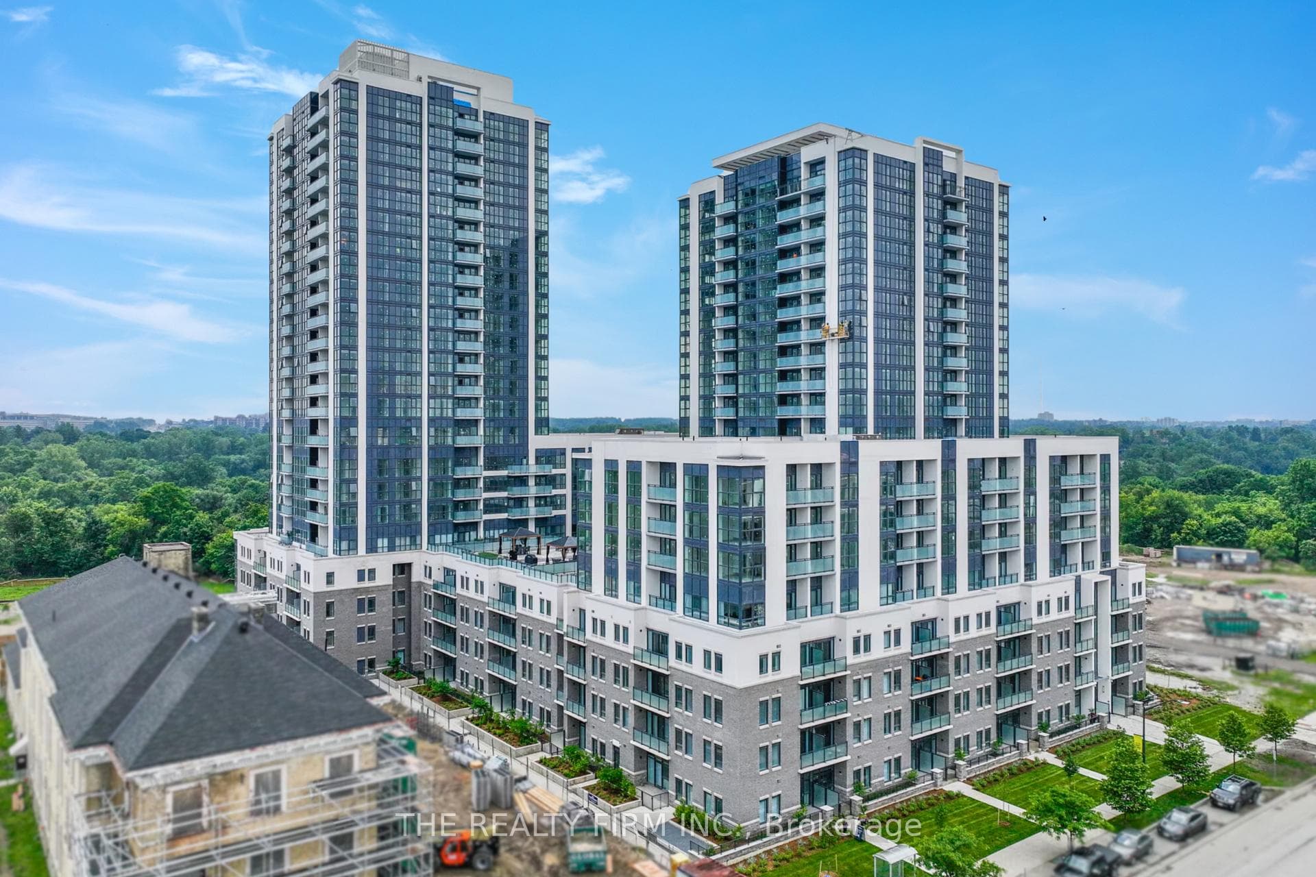 375 South Street Unit 305, London East, ON N6B 0A5 - Photo 1