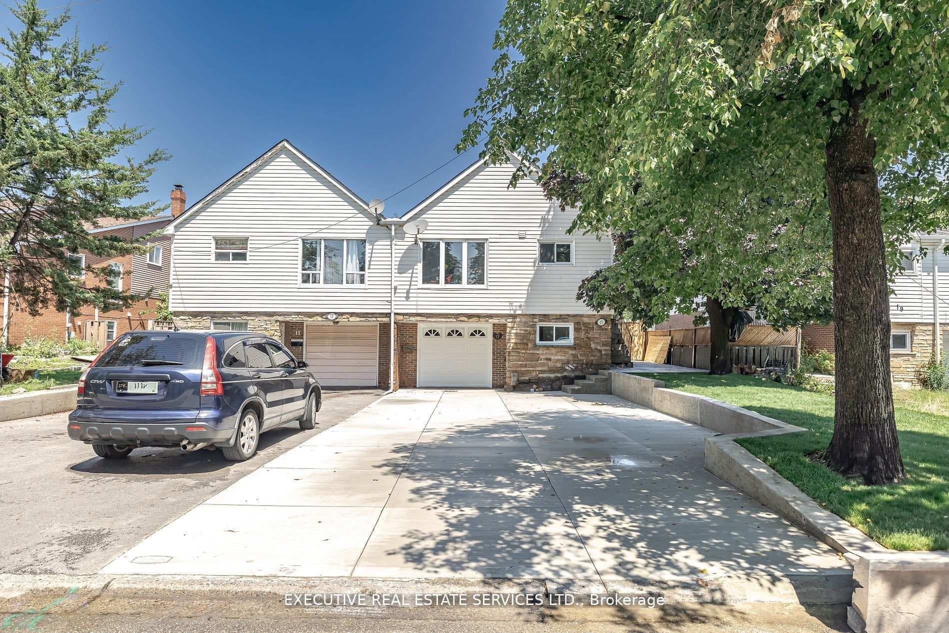 17 Judith Crescent Unit LOWER, Brampton, ON L6S 3J3 - Photo 1