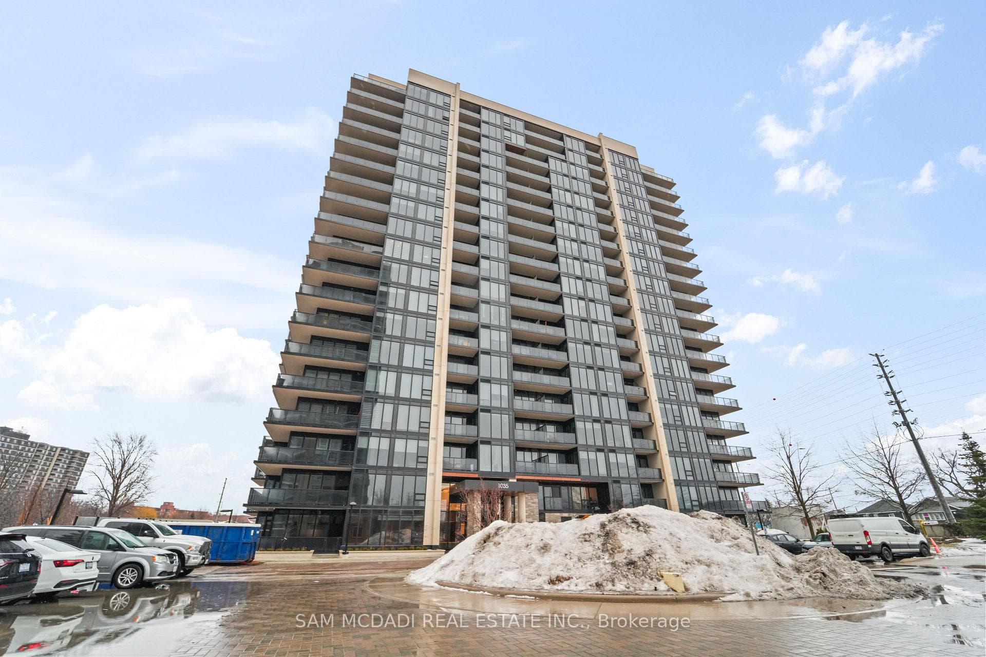 1035 Southdown Road Unit 1403, Mississauga, ON L5J 0A2 - Photo 1