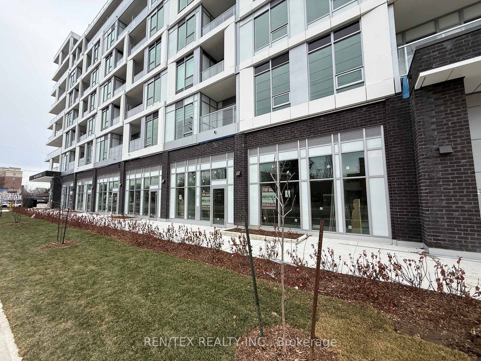 490 Plains Road Unit 43, Burlington, ON L7T 2E1 - Photo 1