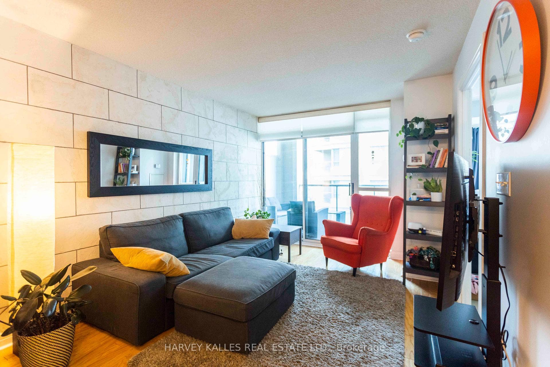 16 Harrison Garden Boulevard Unit 411, Willowdale / Newtonbrook, ON M2N 7J6 - Photo 1