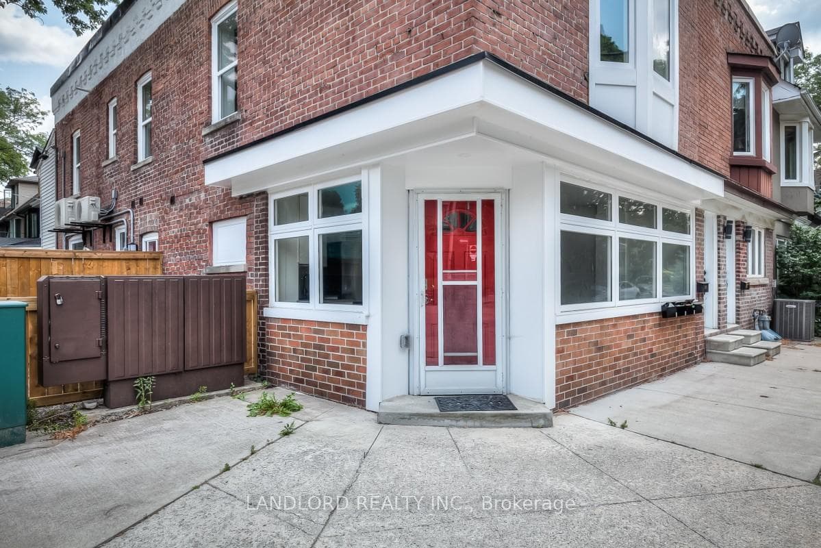 601 Logan Avenue, Riverdale / Leslieville, ON M4K 3B9 - Photo 1