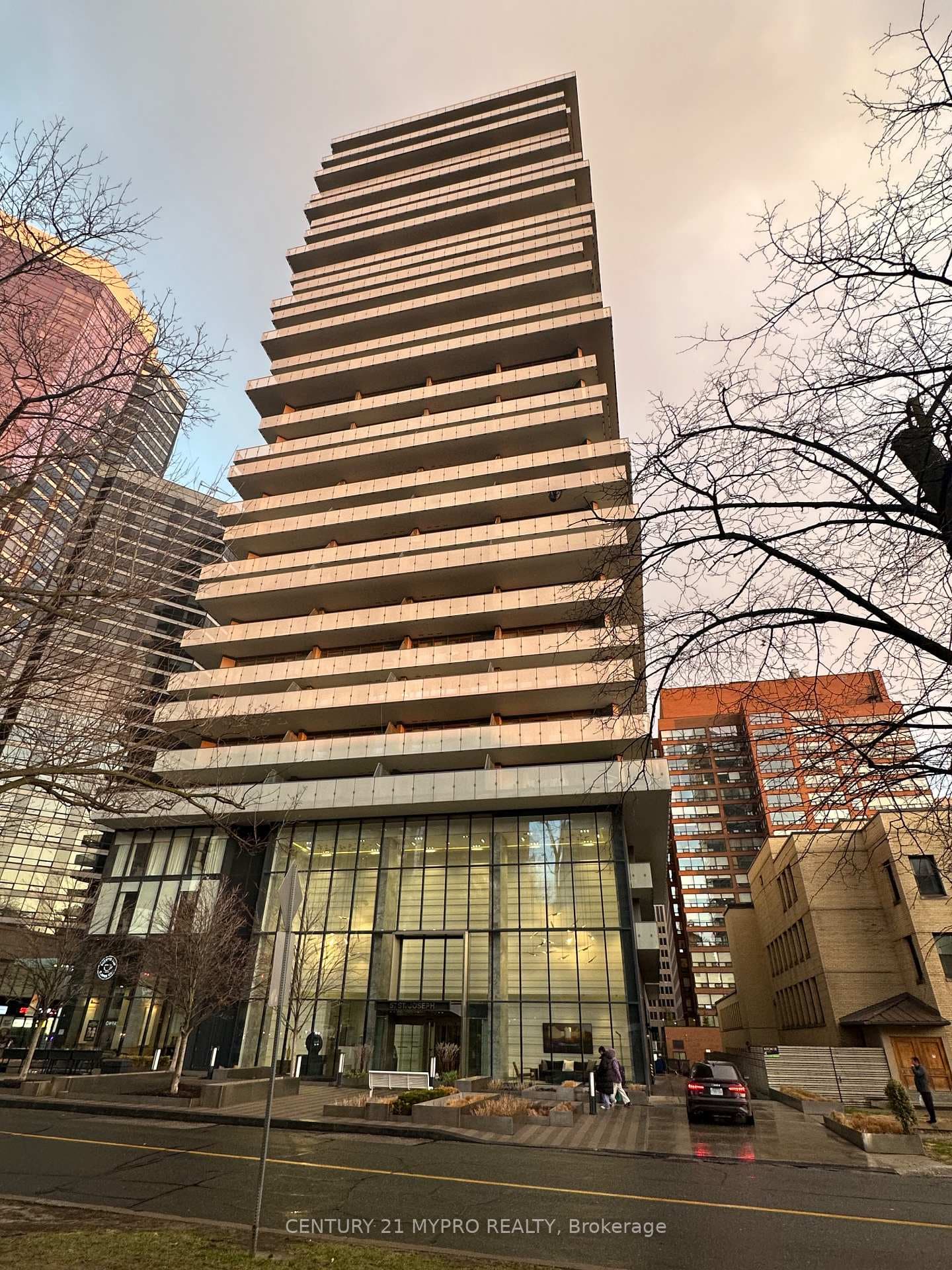 57 St Joseph Street Unit 612, Downtown Toronto / Waterfront, ON M5S 0C5 - Photo 1