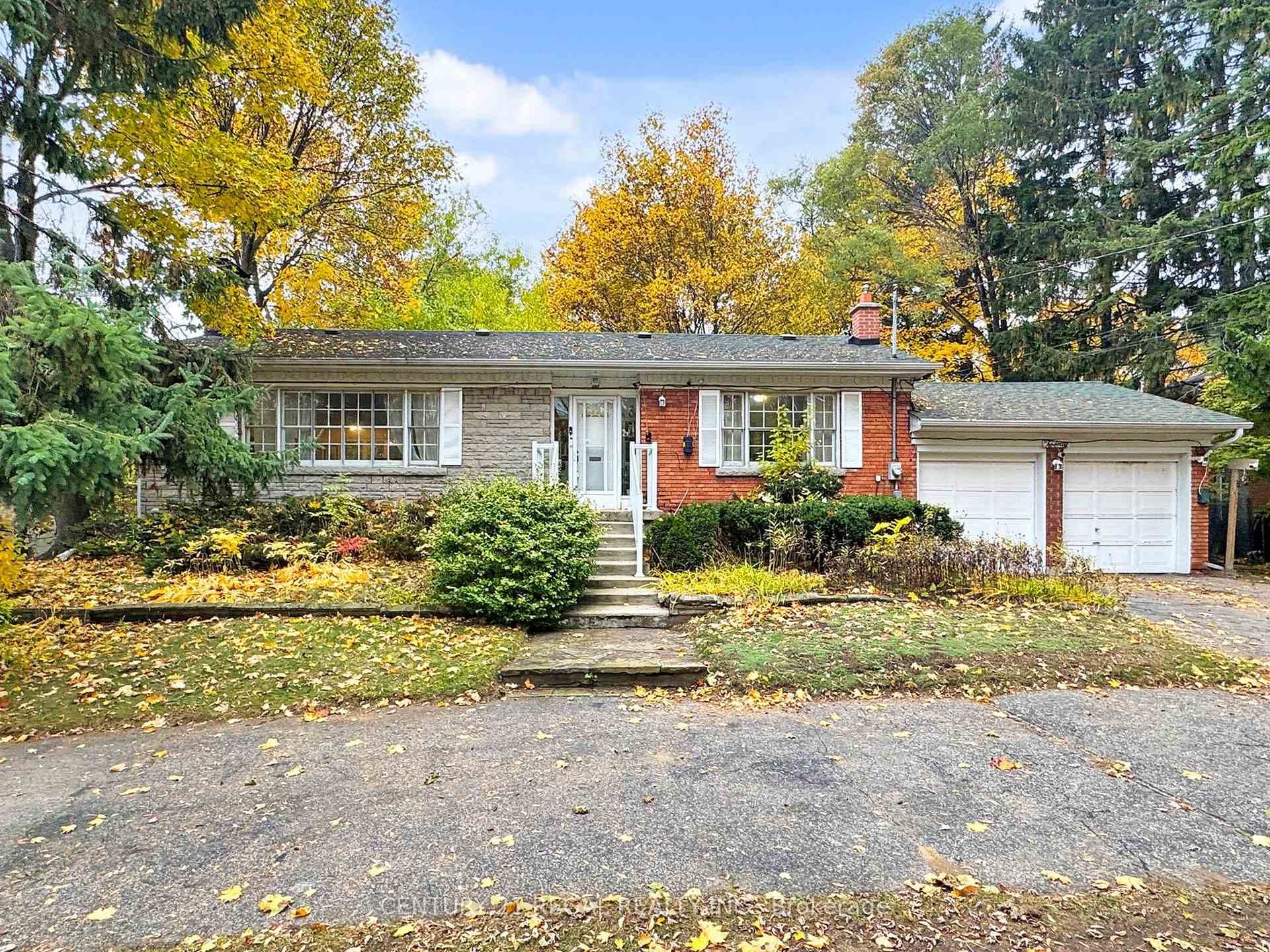 20 West Hill Drive, Rouge / Port Union / Malvern, ON M1E 3T5 - Photo 1