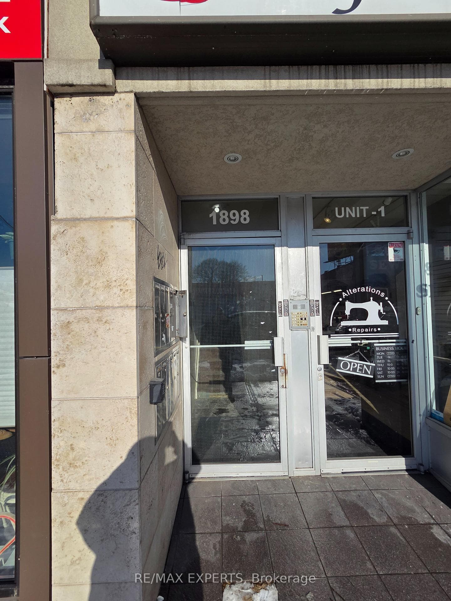 1898 Danforth Avenue Unit 303, Danforth / East York, ON M4C 1J7 - Photo 1