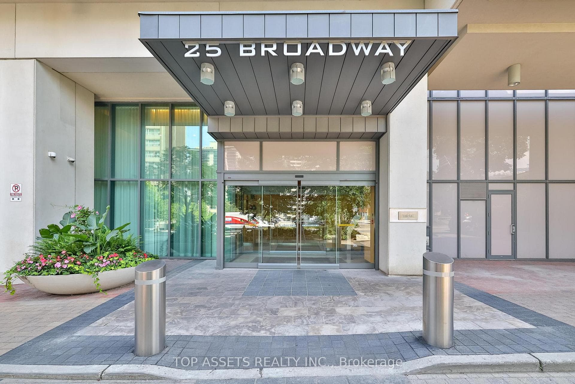 25 Broadway Avenue Unit 708, Leaside / Davisville, ON M4P 1T7 - Photo 1