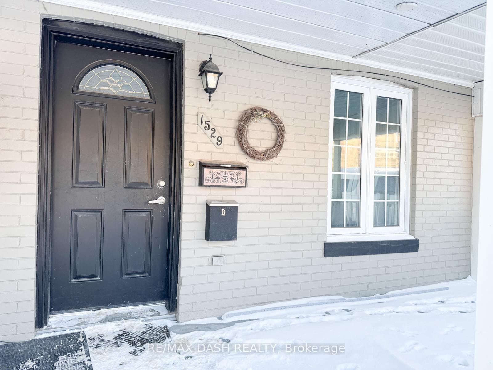 1529 Queen Street Unit Main fl, Riverdale / Leslieville, ON M4L 1E5 - Photo 1