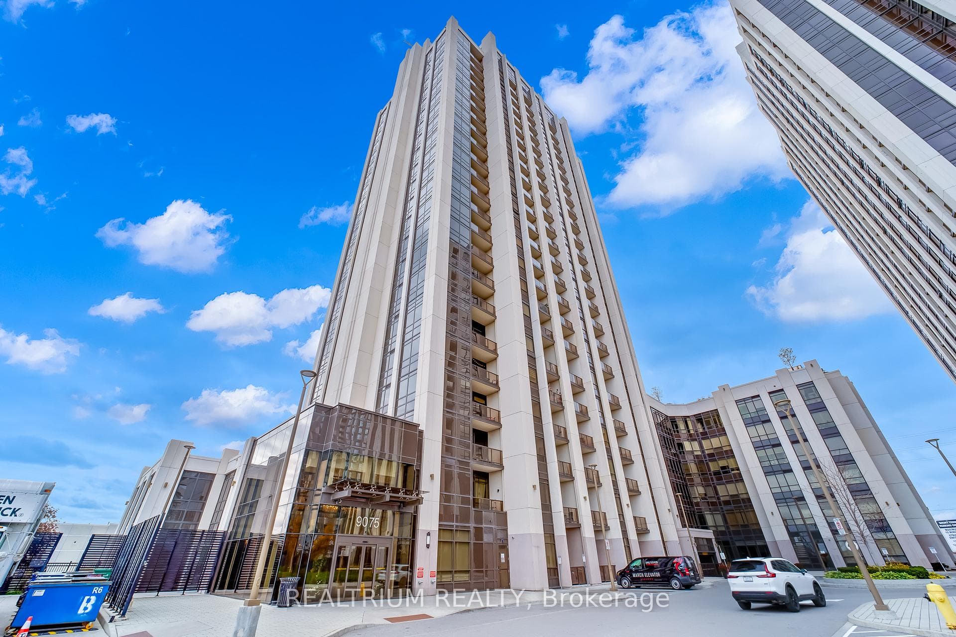 9075 Jane Street Unit 1207, Vaughan