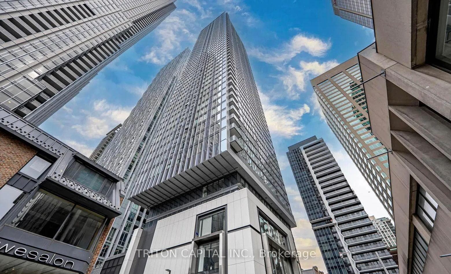 8 Cumberland Street Unit 3905, Annex / Yorkville / Summerhill, ON M4W 0B6 - Photo 1