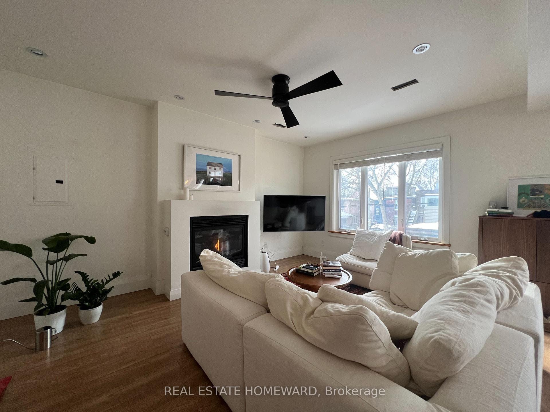 110 Caroline Avenue Unit Upper, Riverdale / Leslieville, ON M4M 2X7 - Photo 1