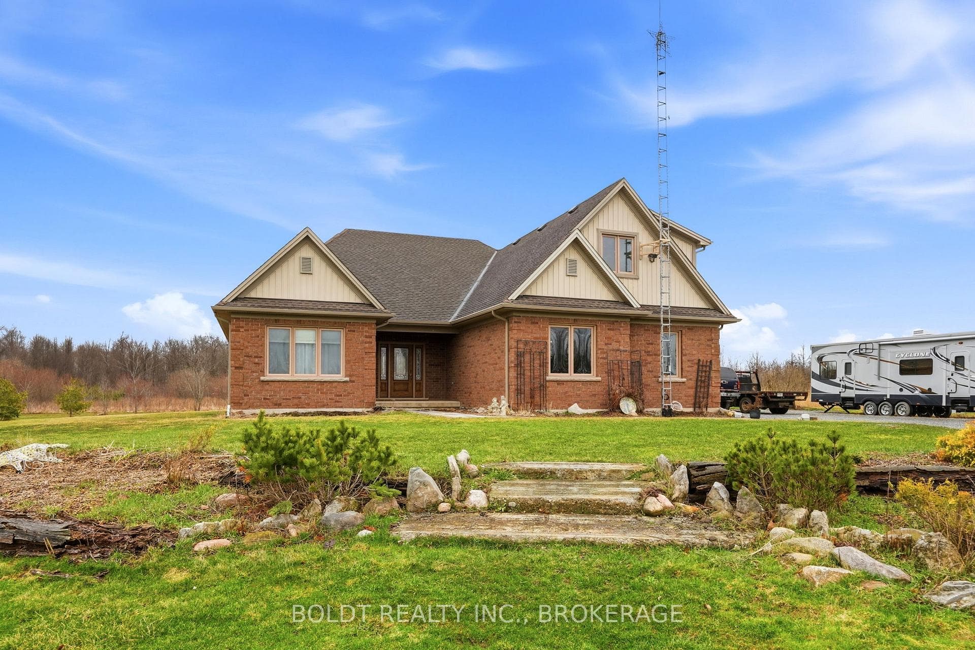 4720 College Road, Fort Erie, ON L0S 1S0 - Photo 1