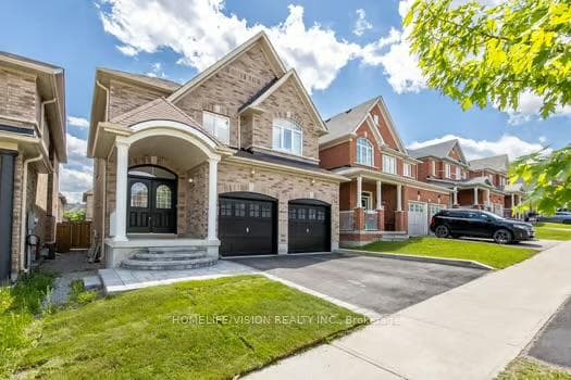19 Grey Wing Avenue, Georgina, ON L4P 0E8 - Photo 1