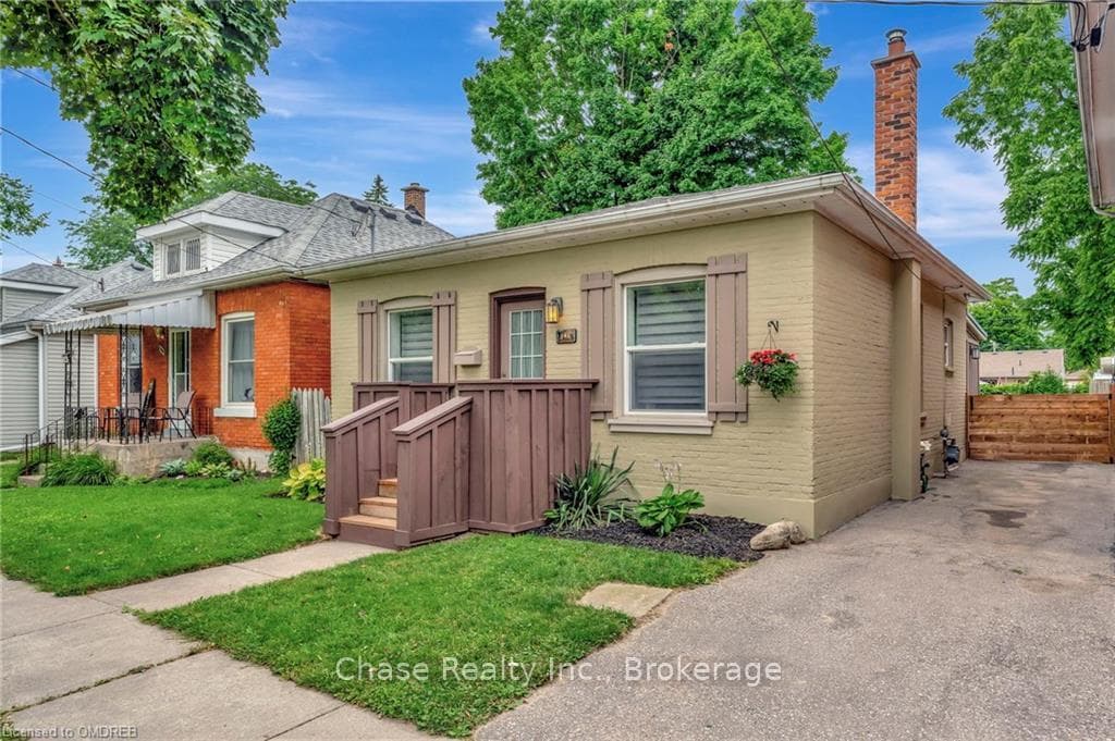 146 CAMPBELL Street, Brantford, ON N3S 5B3 - Photo 1