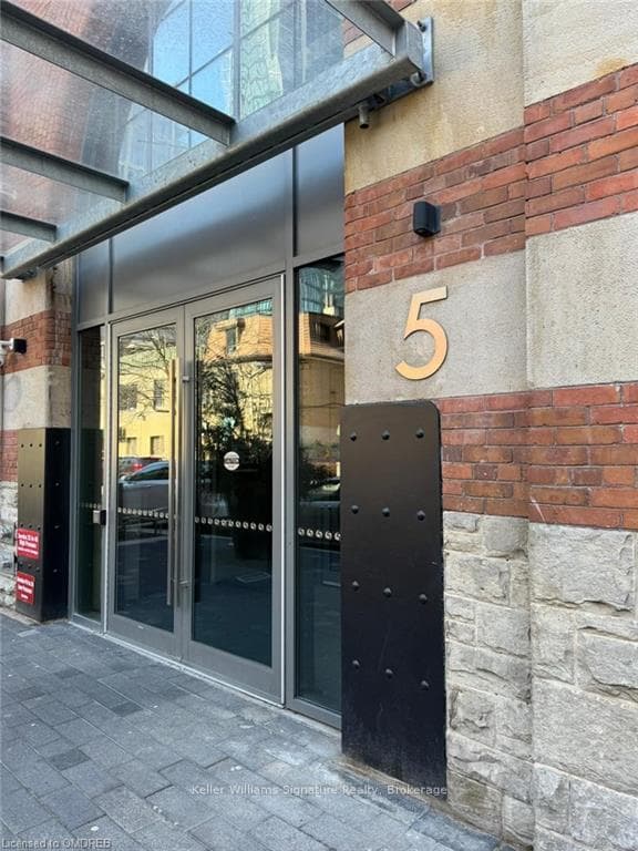5 ST. JOSEPH STREET N/A Unit 4006, Downtown Toronto / Waterfront, ON M4Y 0B6 - Photo 1