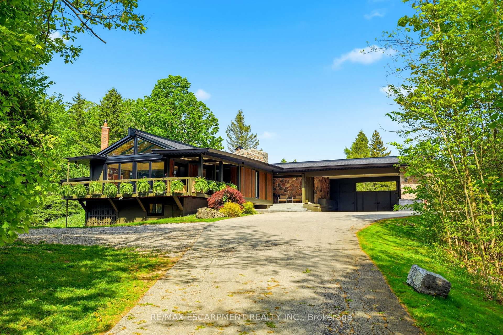 2510 Britannia Road, Burlington, ON L7P 0G3 - Photo 1