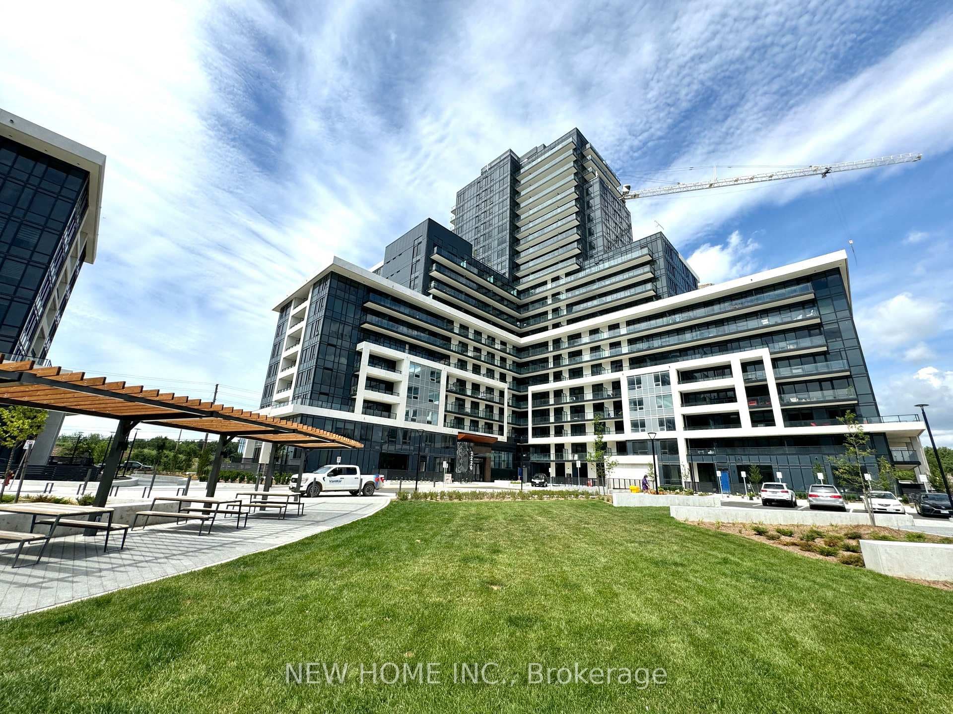 3220 William Coltson Avenue Unit 1505, Oakville