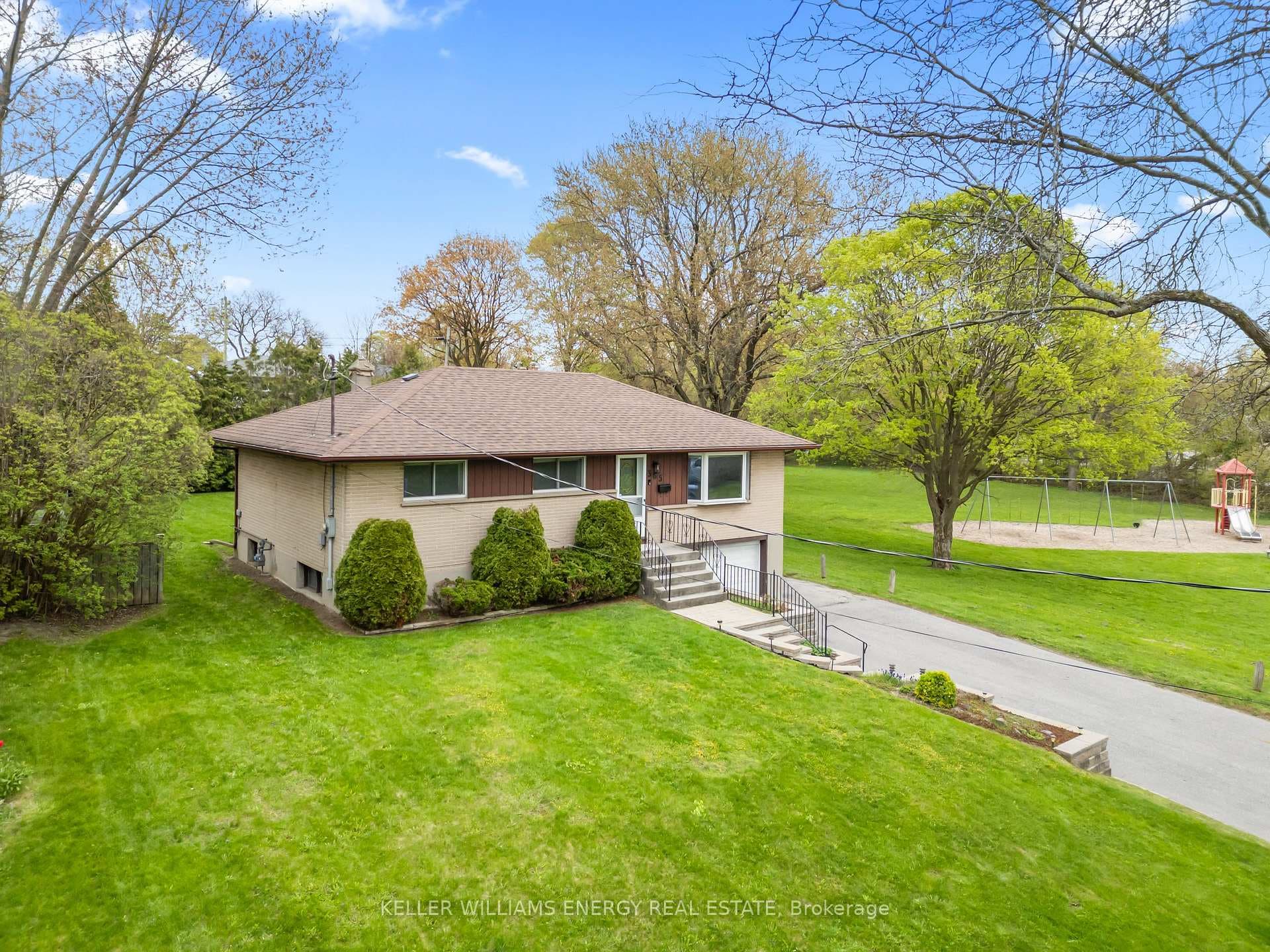365 Humewood Avenue, Oshawa