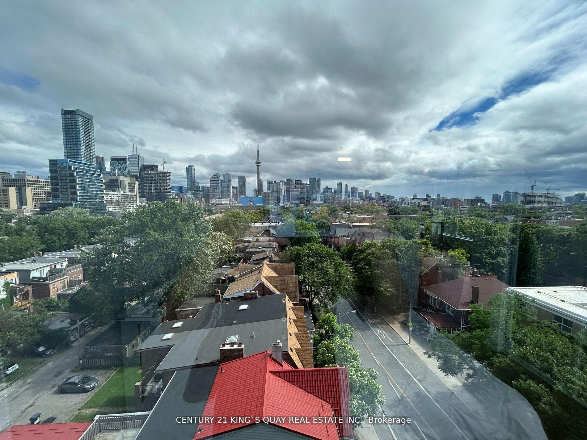 203 College Street Unit 702, Downtown Toronto / Waterfront