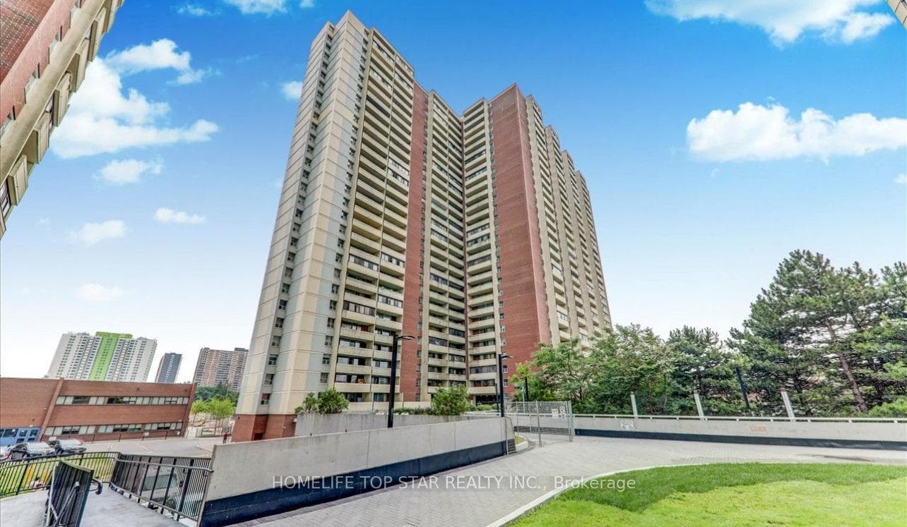 5 Massey Square Unit 1806, Danforth / East York, ON M4C 5L6 - Photo 1