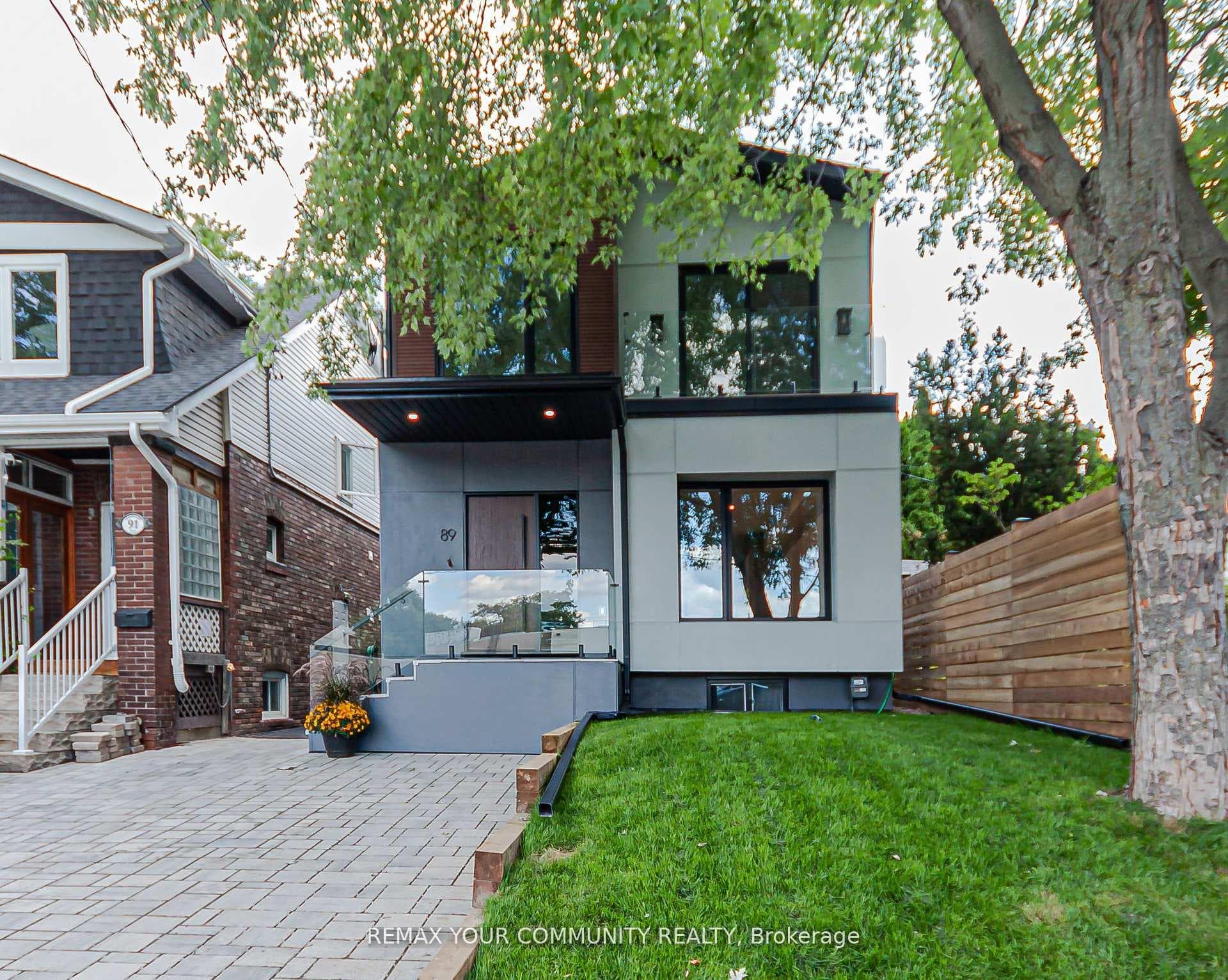 89 Gainsborough Road, The Beaches / Upper Beaches, ON M4L 3C3 - Photo 1