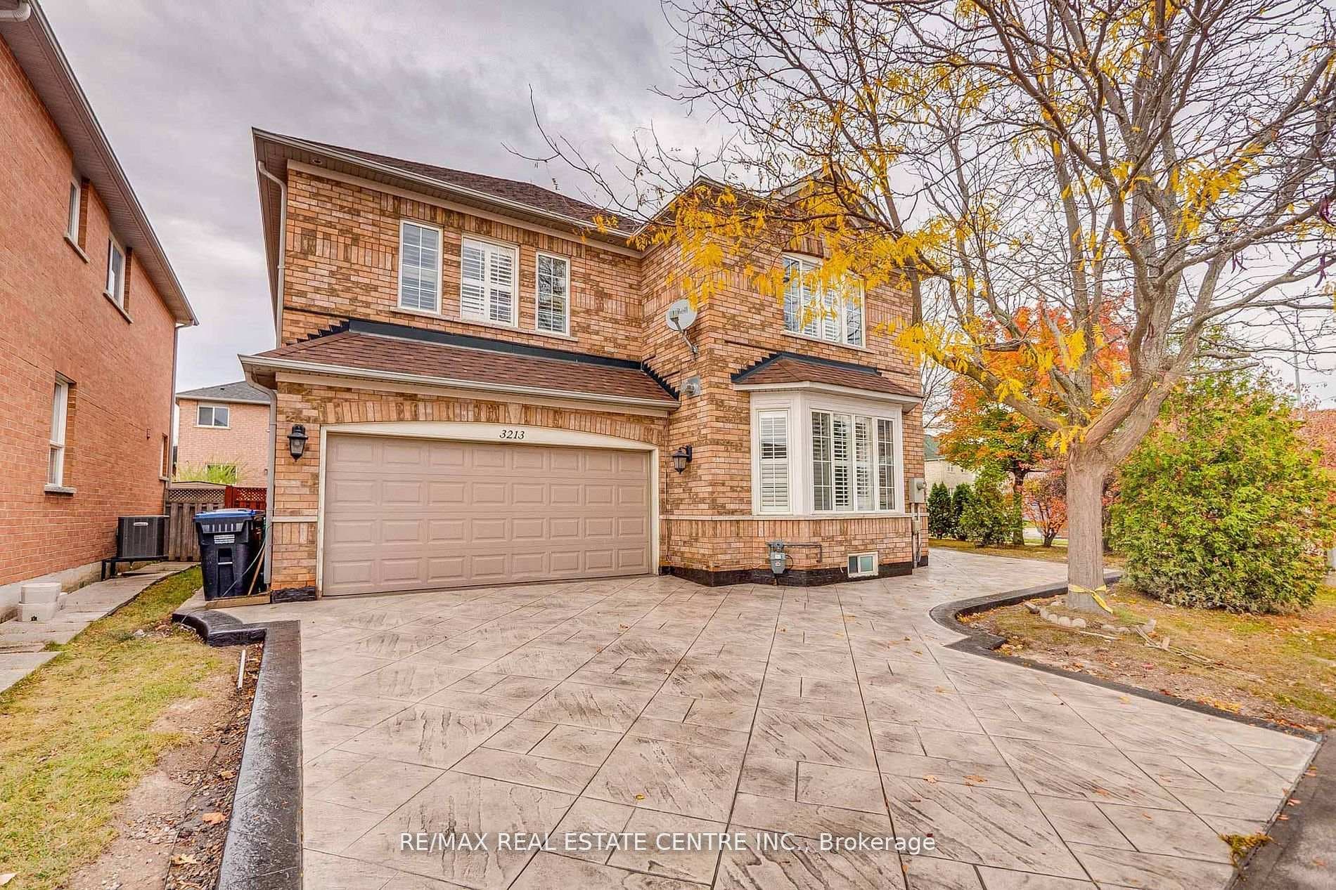 3213 Mcdowell (Basement) Drive, Mississauga, ON L5M 6S4 - Photo 1