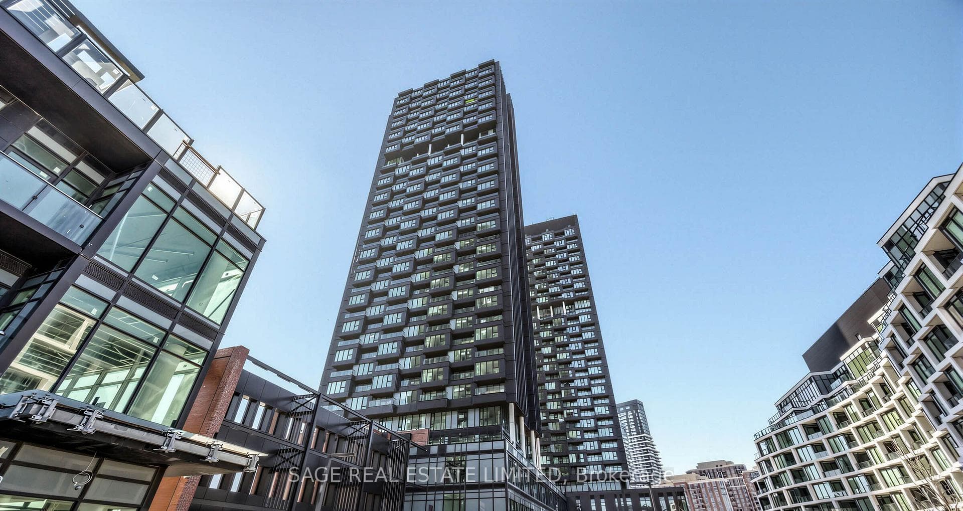 1 Quarrington Lane Unit 2002, Don Mills / Parkwoods / Victoria Village, ON M3C 0S4 - Photo 1