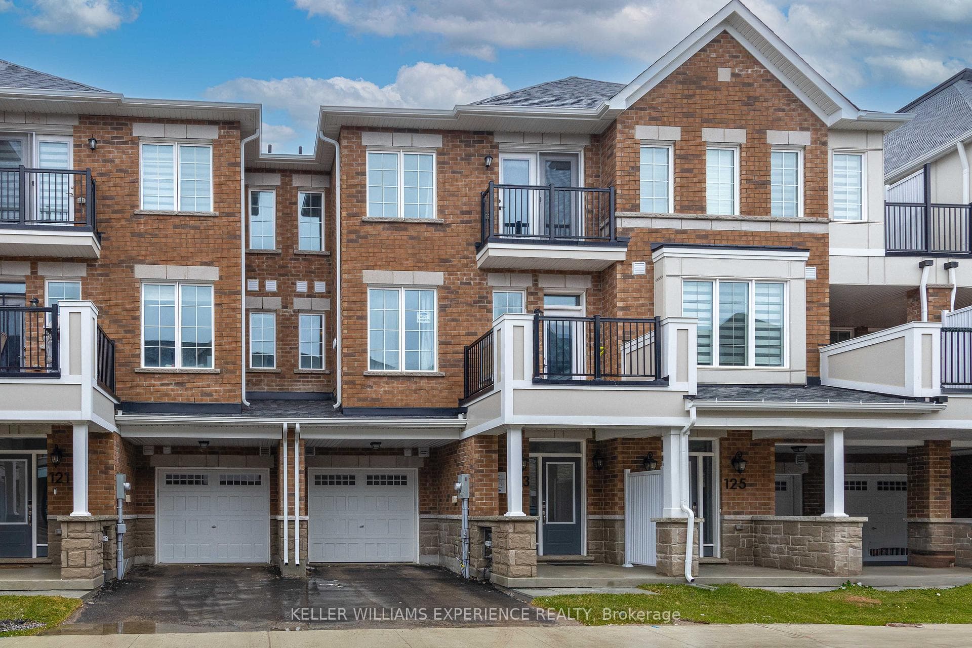 123 Pearen Lane, Barrie