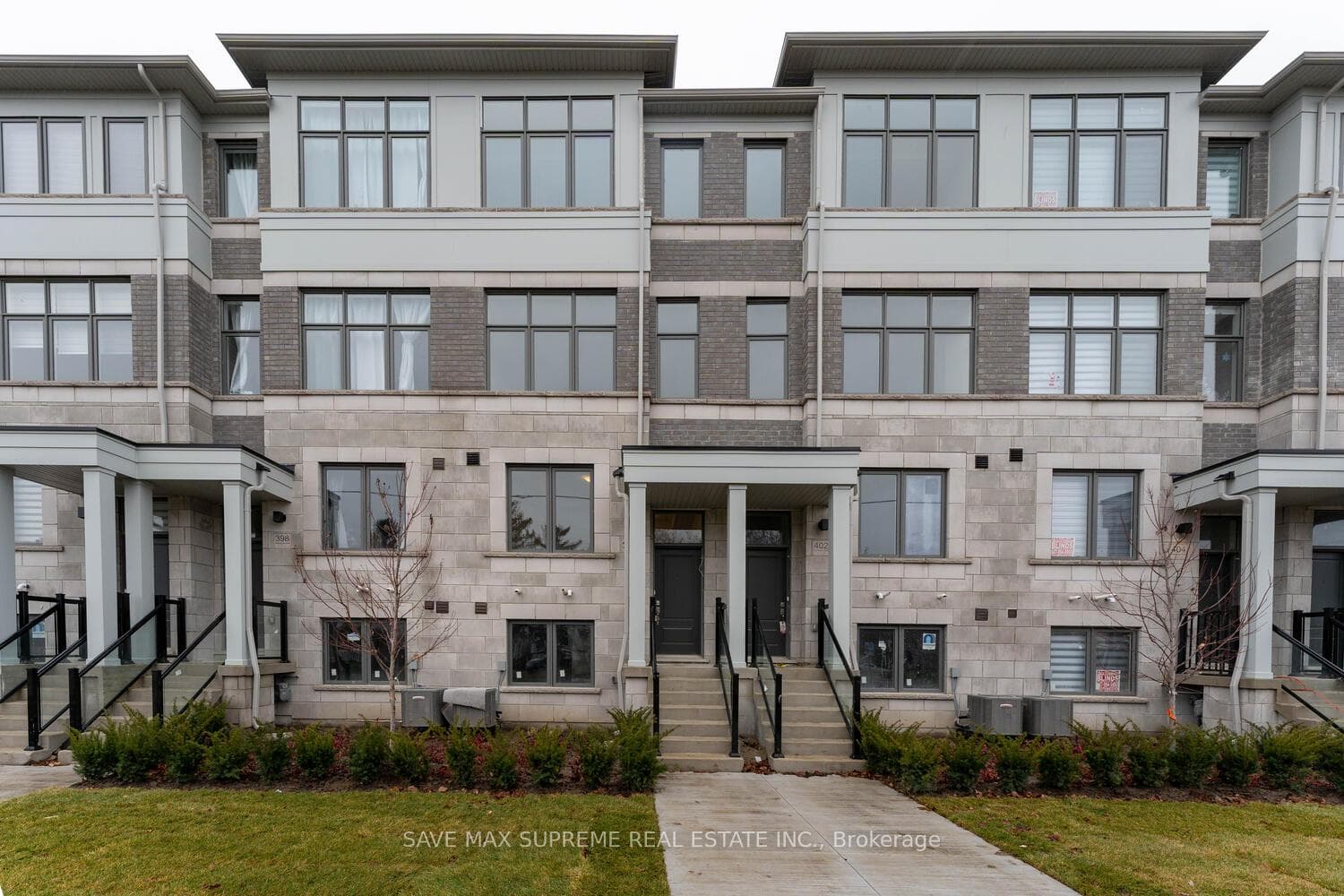 400 Okanagan Path Unit 400, Oshawa, ON L1H 0B1 - Photo 1