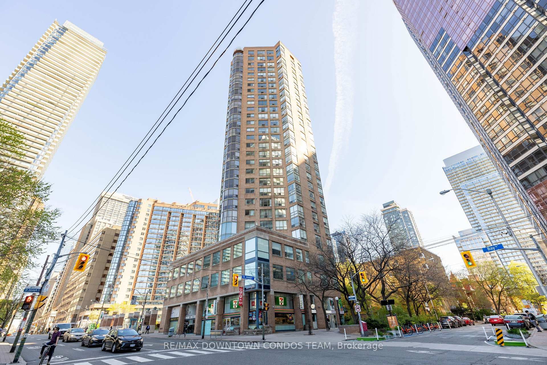 44 St Joseph Street Unit 2213, Downtown Toronto / Waterfront, ON M4Y 1J9 - Photo 1