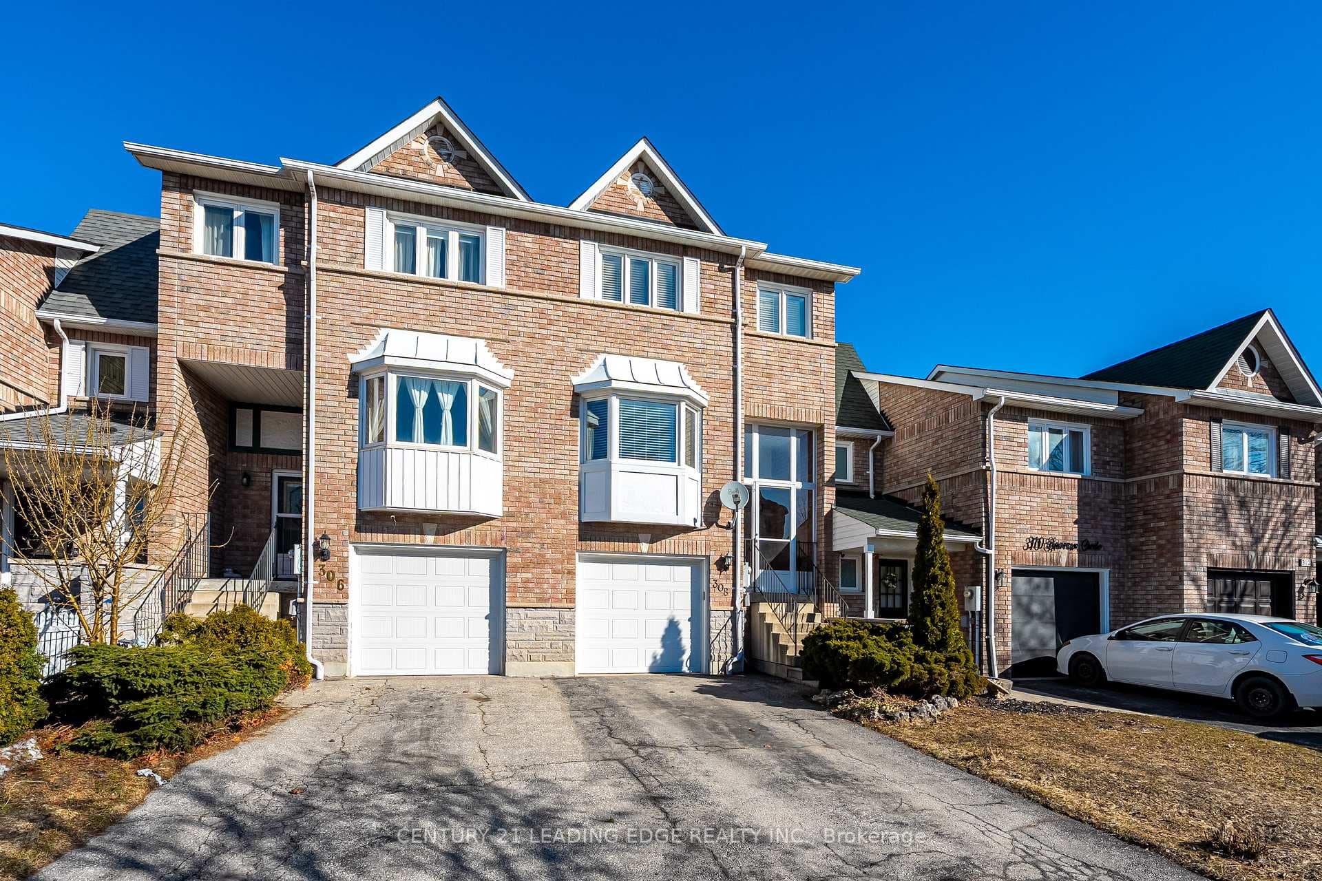 308 SPARROW Circle, Pickering, ON L1V 6Y3 - Photo 1