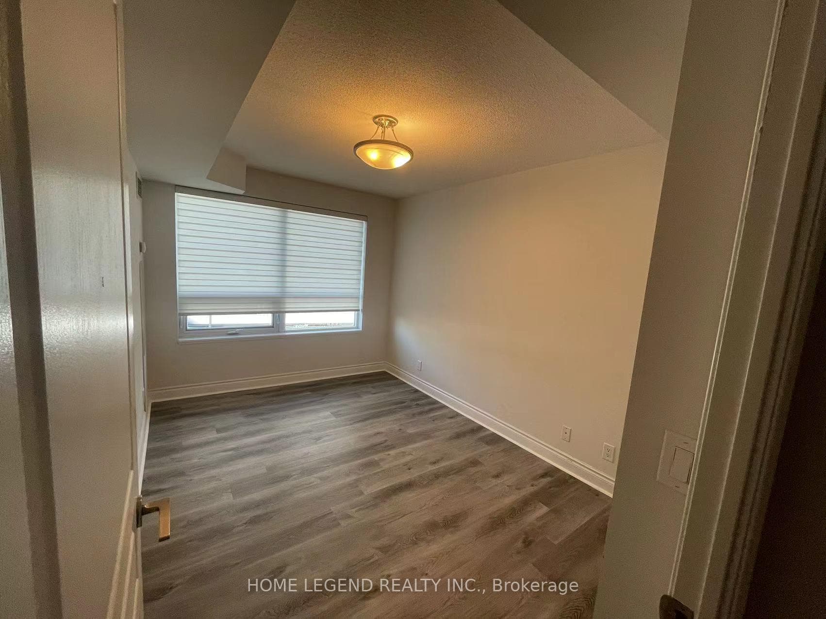 55 South Town Centre Boulevard Unit 511, Markham, ON L6G 0B1 - Photo 1