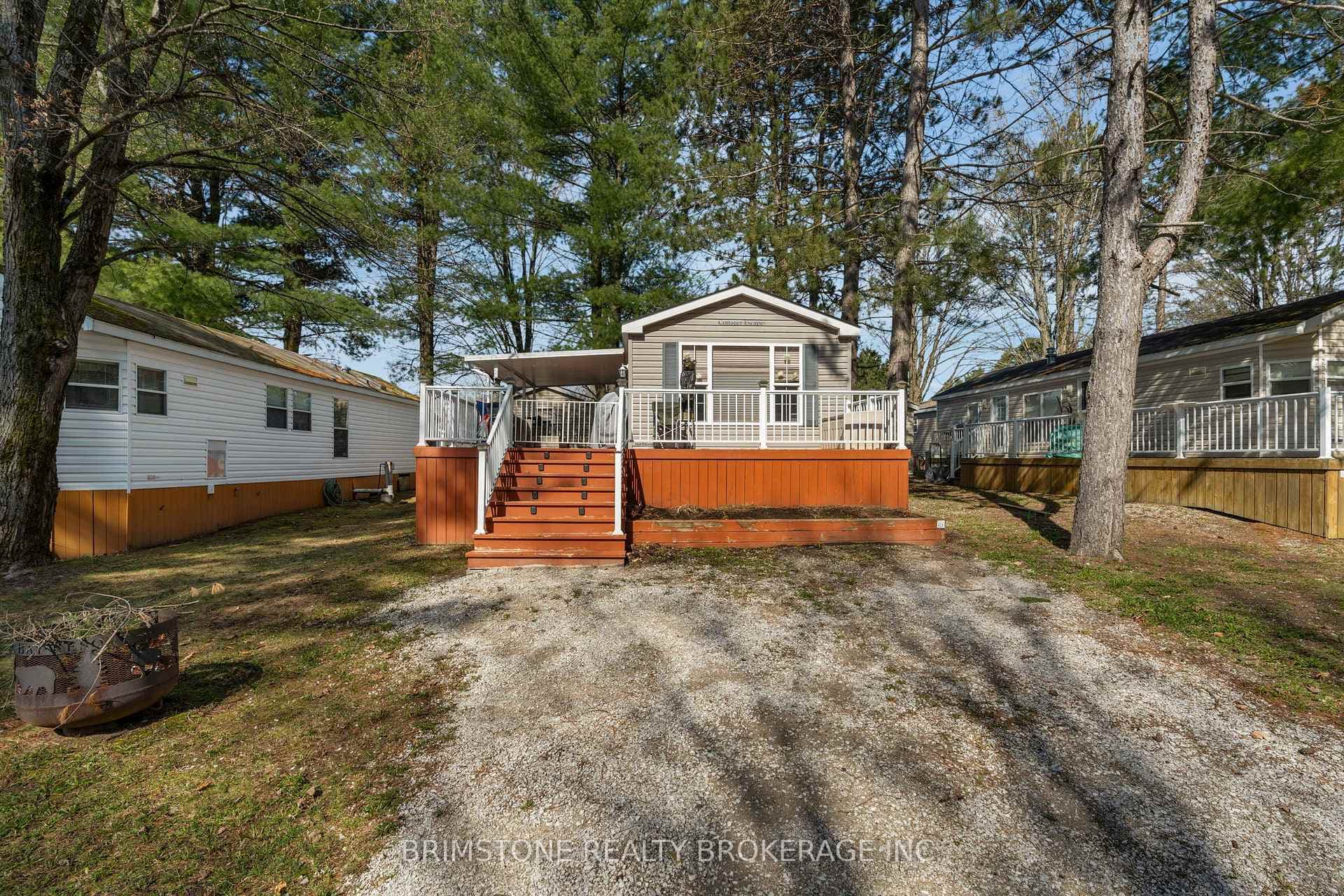 1082 Shamrock Marina Road Unit 63, Gravenhurst, ON P0E 1N0 - Photo 1