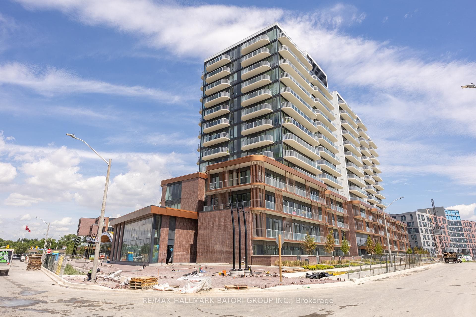 220 Missinnihe Way Unit 1108, Mississauga