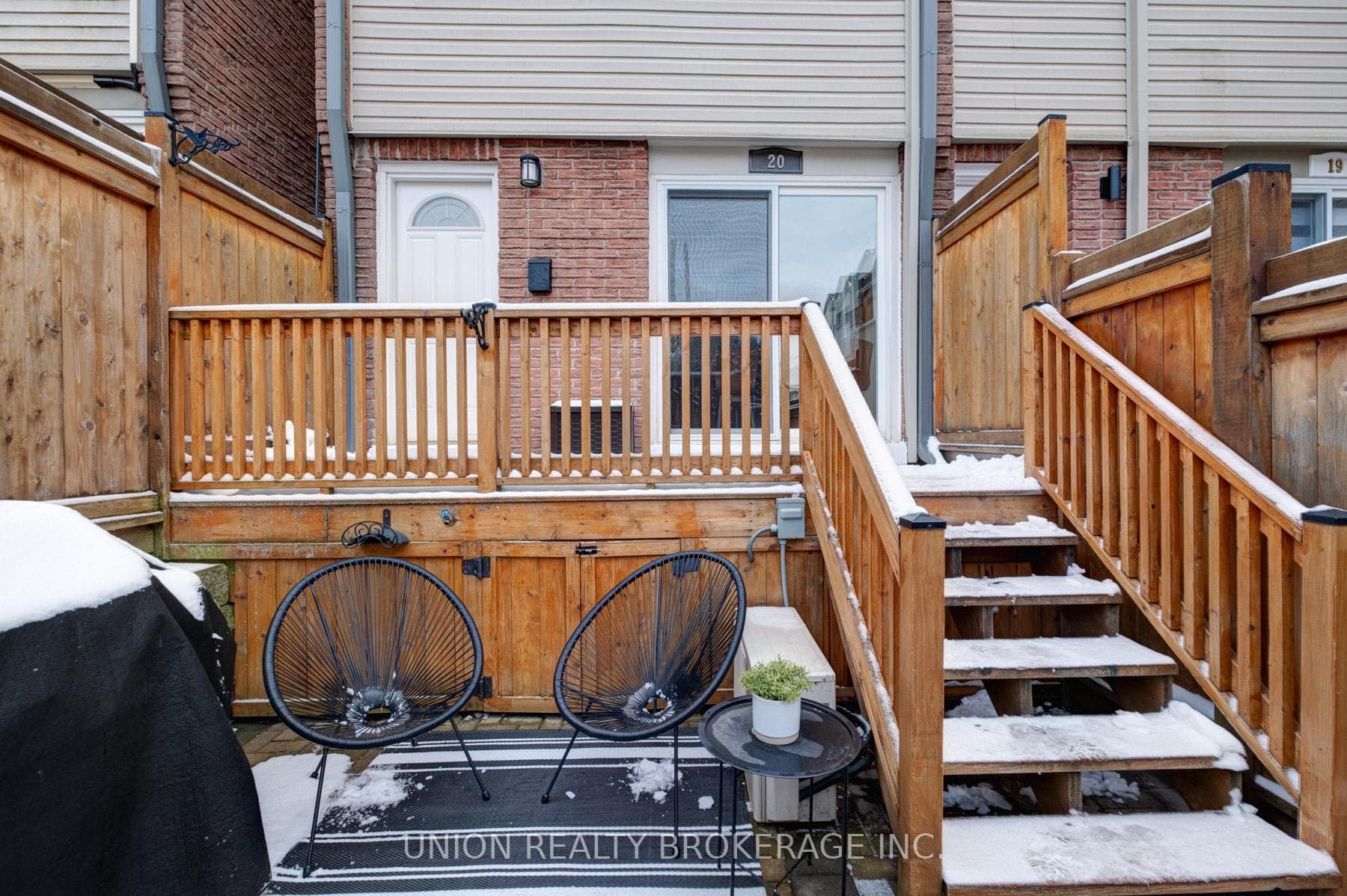 1666 Queen Street Unit 20, The Beaches / Upper Beaches, ON M4L 1G3 - Photo 1