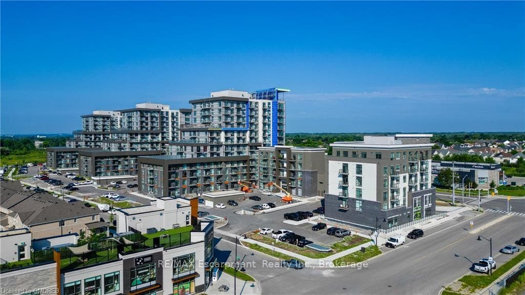 10 MALLARD Trail Unit 621, Hamilton, ON L8B 2A7 - Photo 1