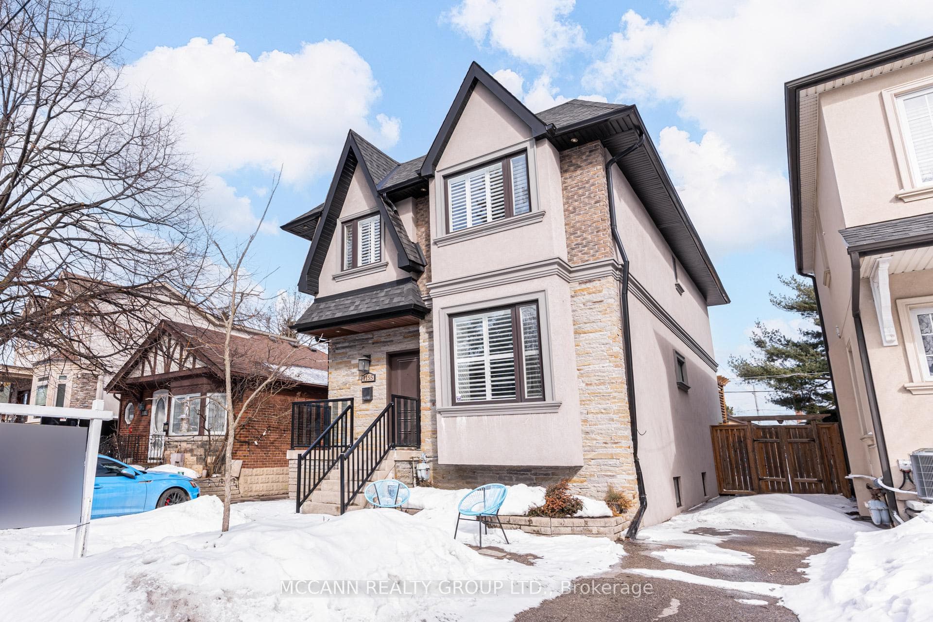 1155 Greenwood Avenue, Danforth / East York, ON M4J 4E7 - Photo 1