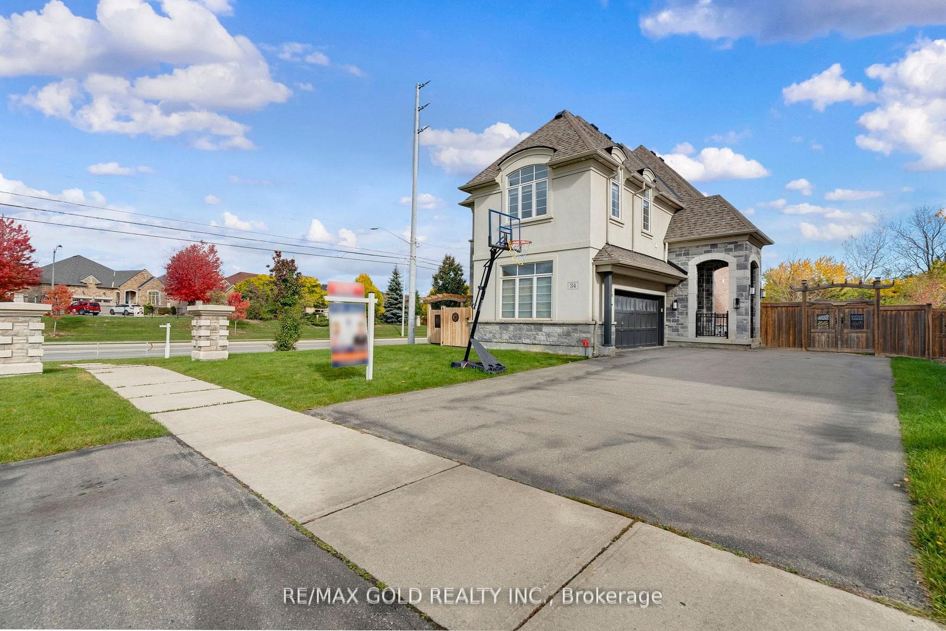 34 Rhapsody Crescent, Brampton, ON L6P 4E8 - Photo 1