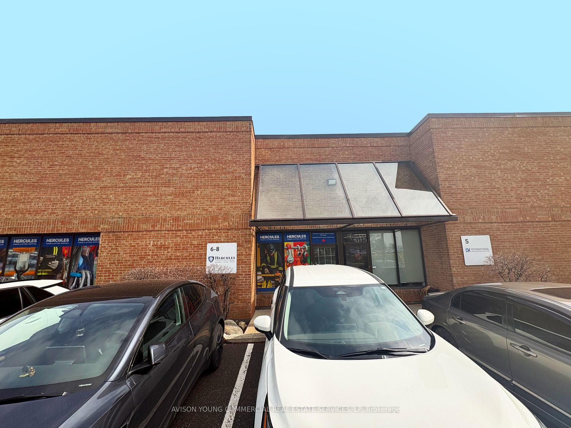 1750 Courtneypark Drive Unit 6-7, Mississauga, ON L5T 1W1 - Photo 1