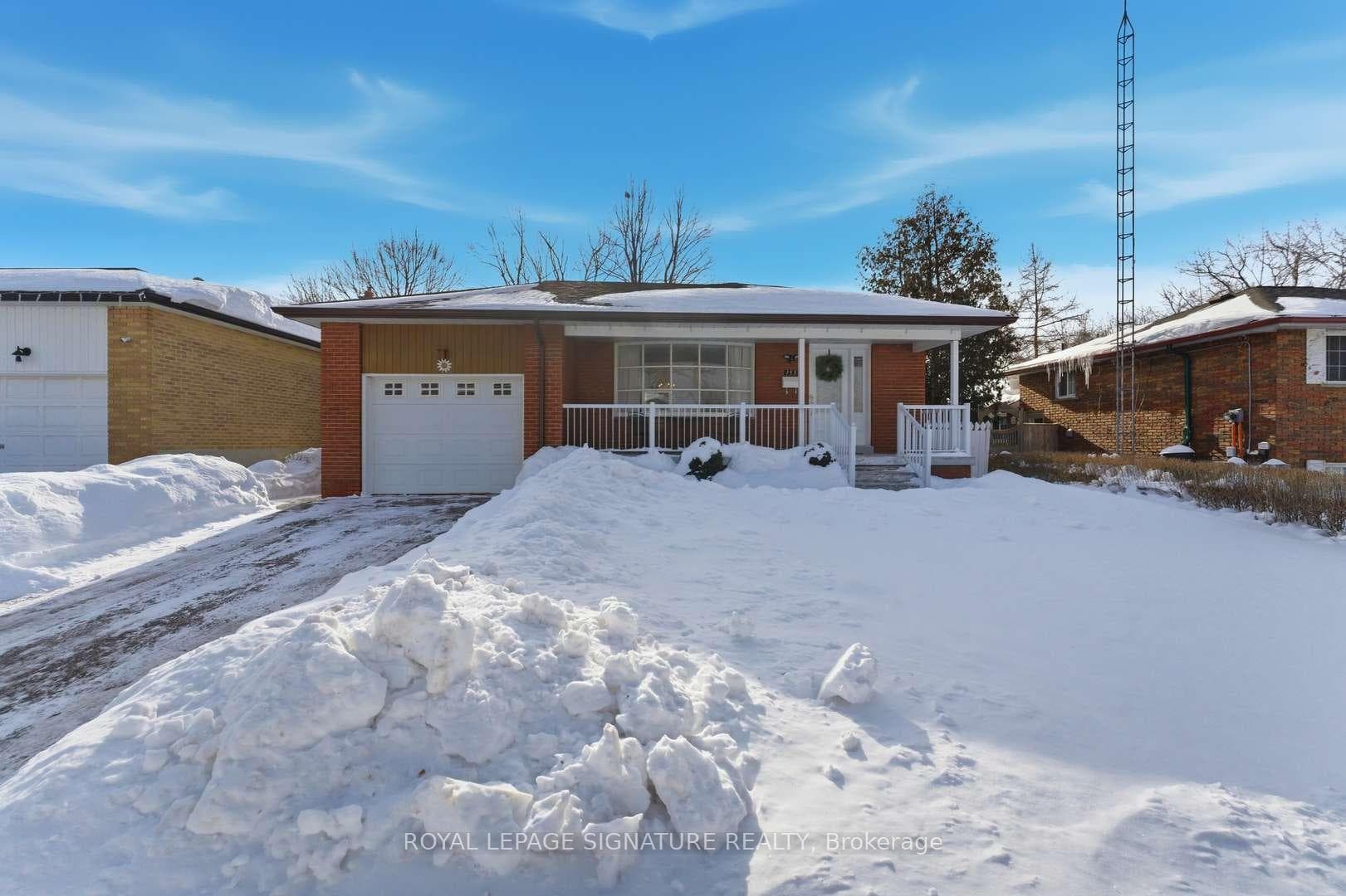 153 Lynnbrook Drive, Scarborough (West Hill / Highland Creek), ON M1H 2N4 - Photo 1