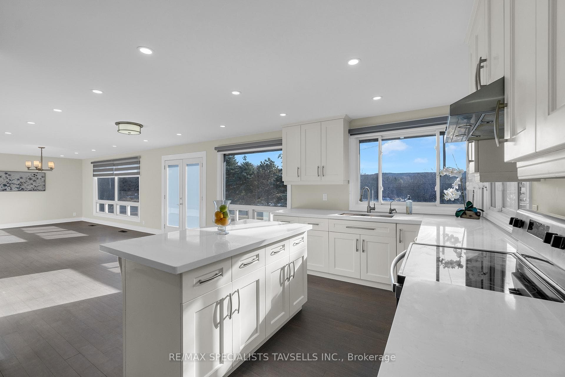 16045 Hurontario Street, Caledon