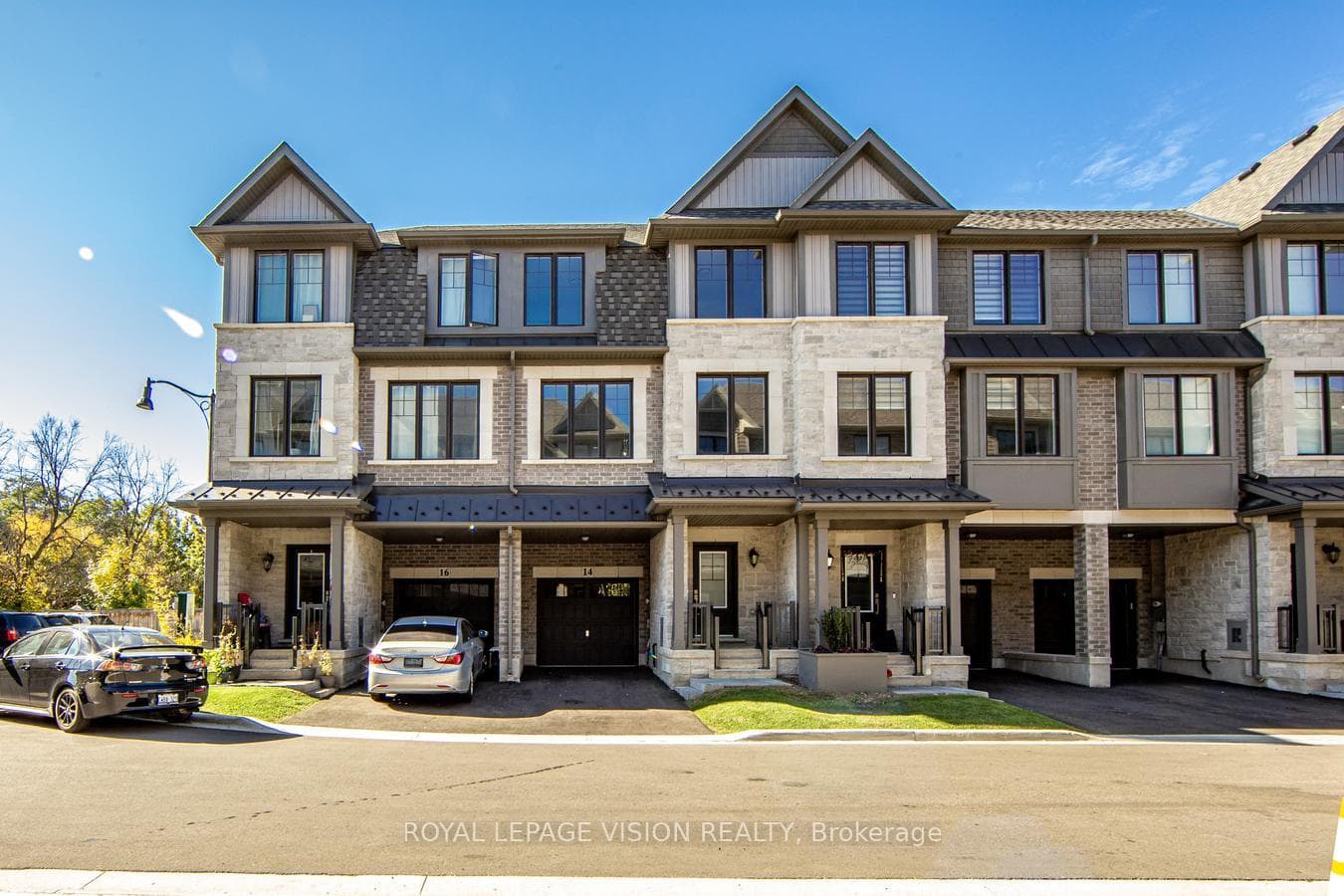 14 Folcroft Street, Brampton, ON L6Y 0B6 - Photo 1