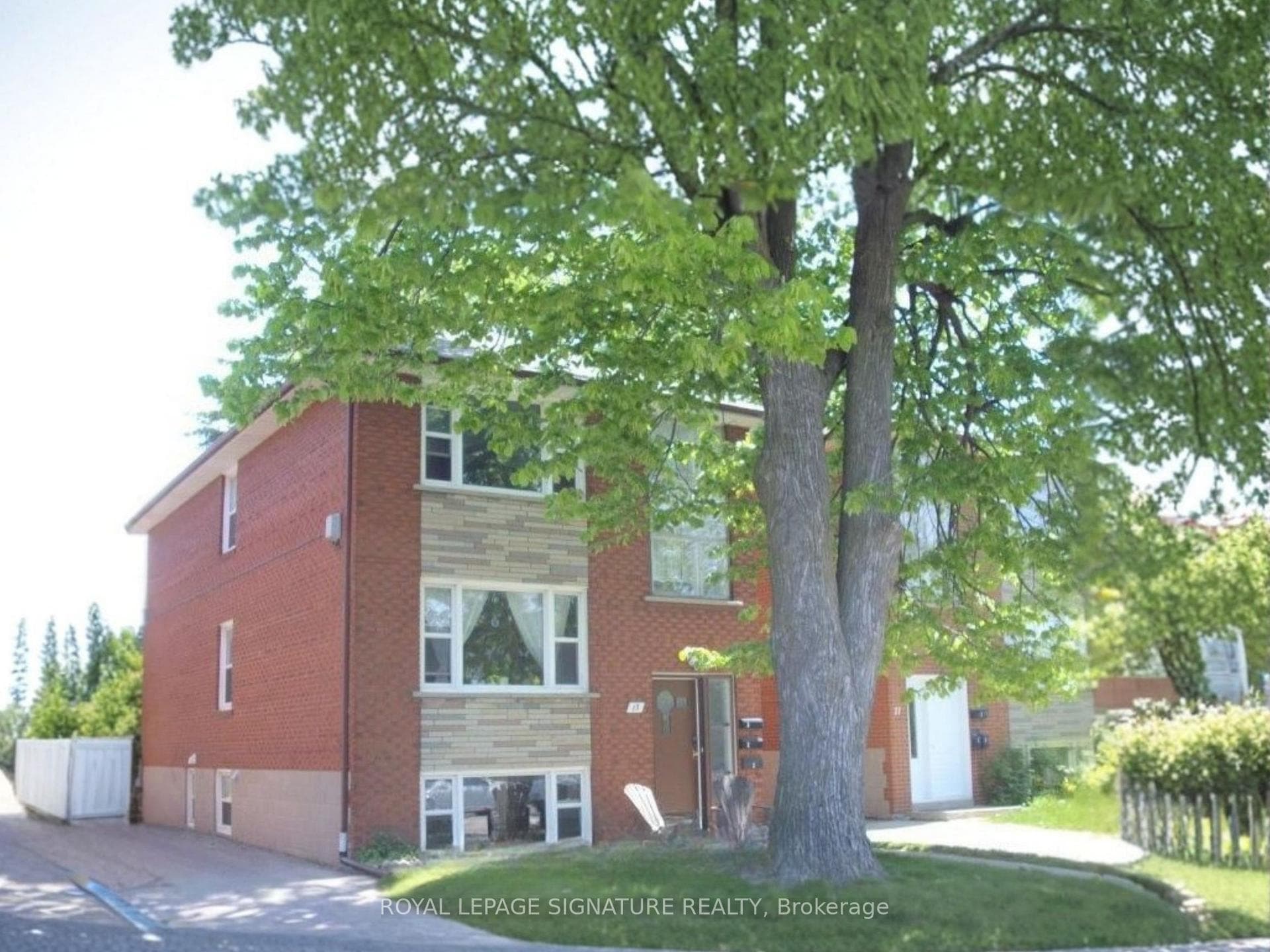 13 Wesley Street, Liberty Village / Parkdale / South Parkdale, ON M8Y 2W4 - Photo 1