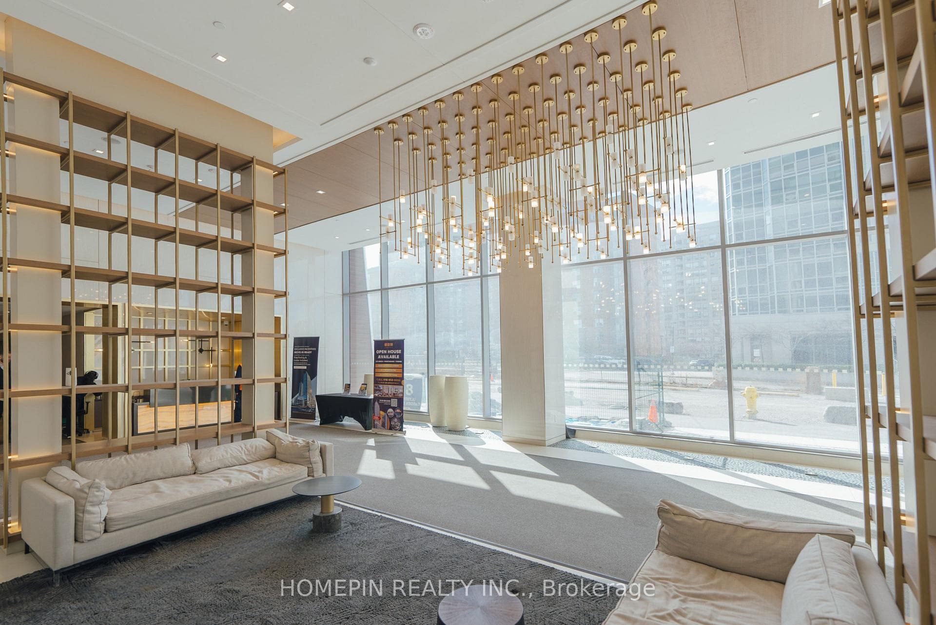 8 Olympic Garden Dr. Drive Unit S3305, Toronto C14